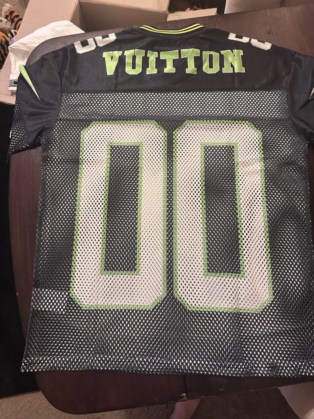 LV Black and Neon Green Jersey & Shorts Set - Picture 9 of 9